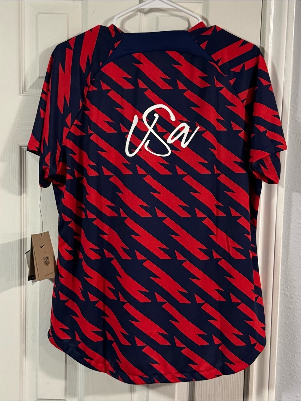 Women's Nike USWNT 2023 VW Pre-Match Jersey size XL
New with tags - Picture 4 of 9